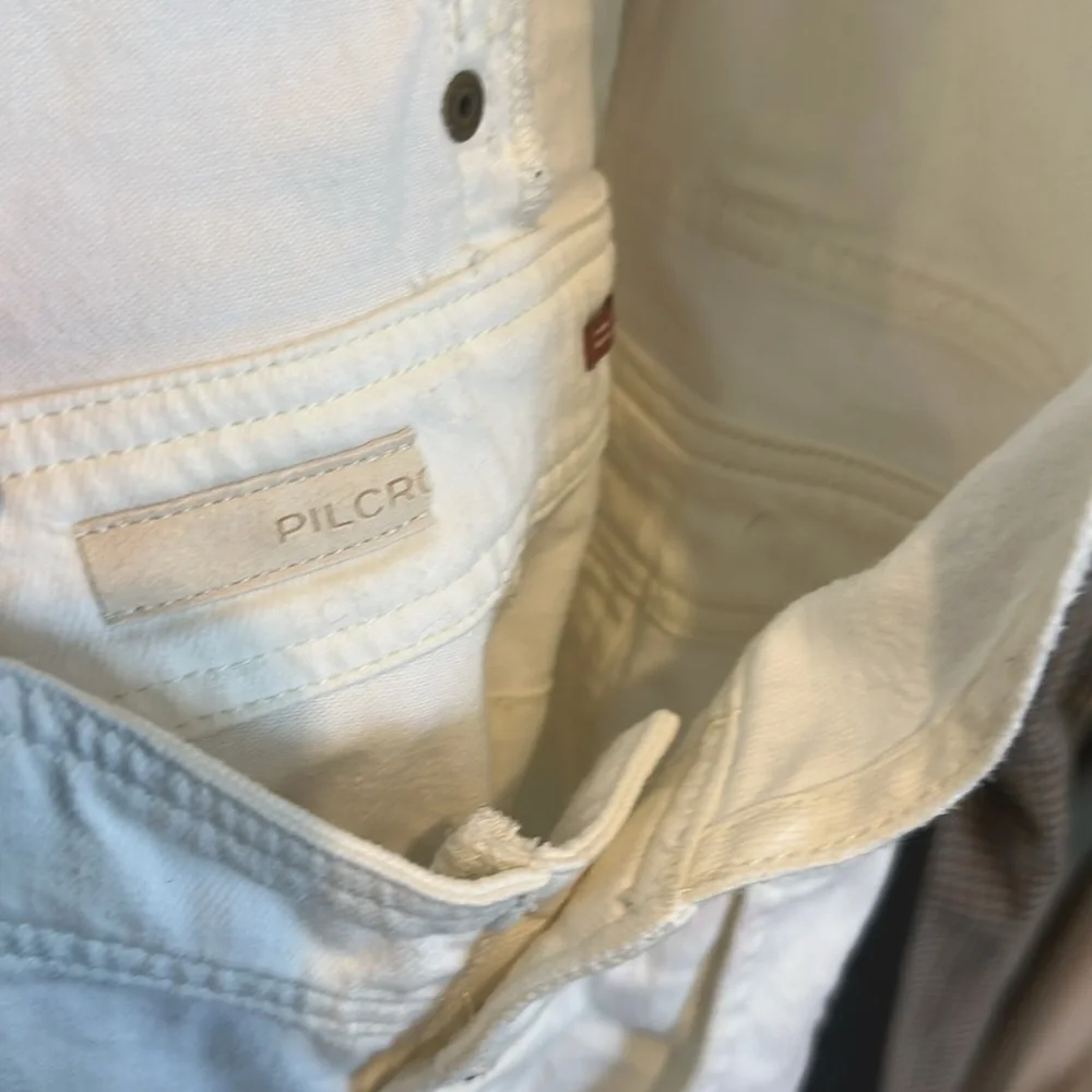 Pilcro white textured overall jumpsuit size 27